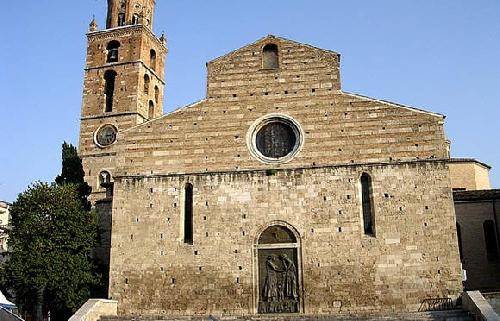 Italia Teramo La Catedral La Catedral Abruzzo - Teramo - Italia