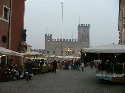 Italia Lugo Di Vicenza  Plaza de Castello Plaza de Castello Veneto - Lugo Di Vicenza  - Italia
