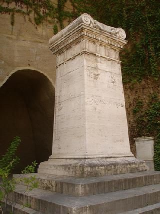 Giacomo Leopardi Tomb