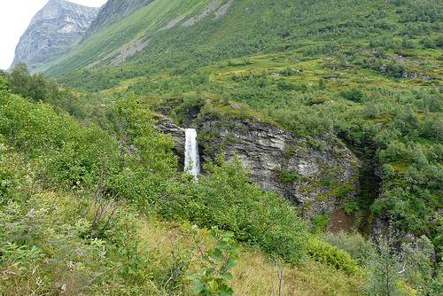 Noruega Geiranger Cascada Storseterfossen Cascada Storseterfossen Geiranger - Geiranger - Noruega