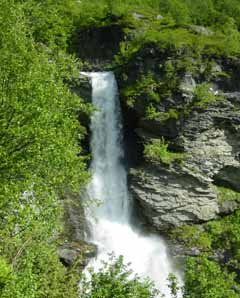 Noruega Geiranger Cascada Storseterfossen Cascada Storseterfossen Geiranger - Geiranger - Noruega