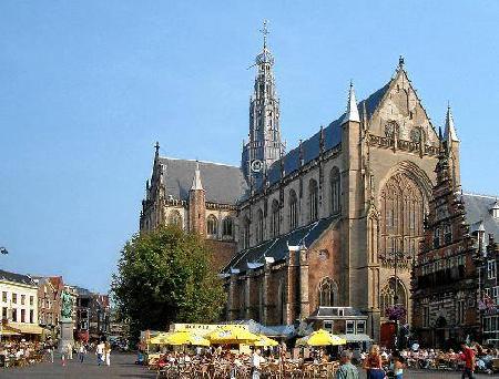 Hoteles cerca de Iglesia Mayor  Haarlem