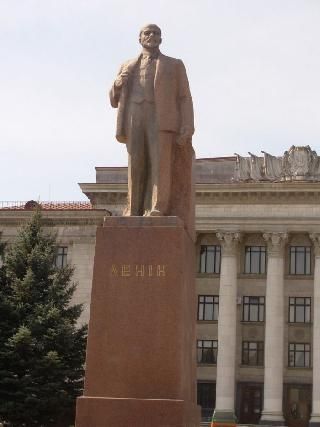 Rusia Moscu Estatua de Lenin Estatua de Lenin Moscu - Moscu - Rusia