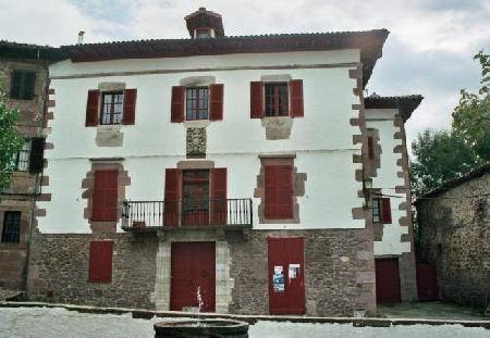 Casa Iturraldea