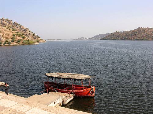 India Udaipur  Lago Jaisamad Lago Jaisamad Udaipur - Udaipur  - India