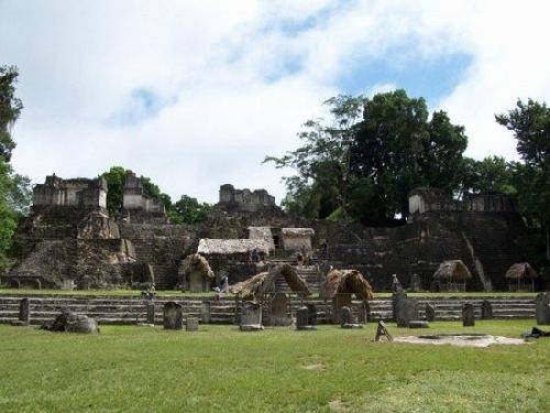 Guatemala Parque Nacional de Tikal Gran Plaza Gran Plaza Guatemala - Parque Nacional de Tikal - Guatemala