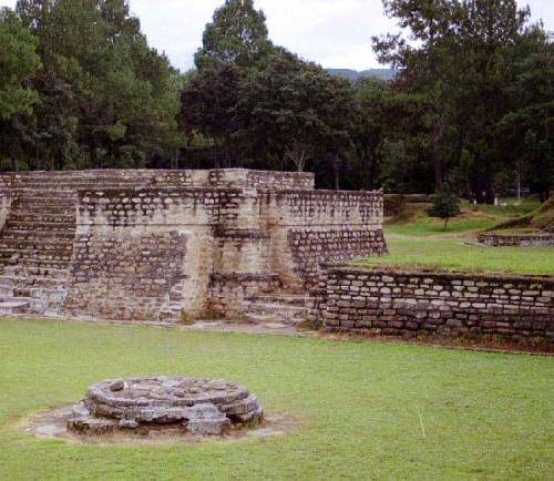 Guatemala Guatemala  Ruinas Kaminaljuyú Ruinas Kaminaljuyú Centro America - Guatemala  - Guatemala
