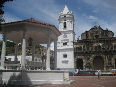 Panamá Colón  La Catedral La Catedral Centro America - Colón  - Panamá