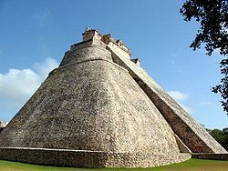 México Uxmal Pirámide del Hechicero Pirámide del Hechicero Yucatán - Uxmal - México