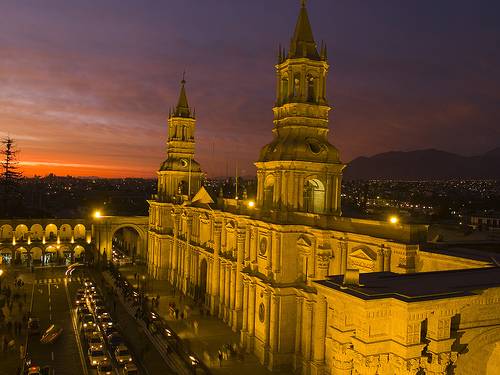 Perú Arequipa  La Catedral La Catedral Sudamerica - Arequipa  - Perú