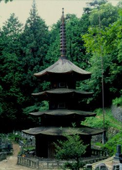 Japón Bessho Onsen Templo Anraku-ji Templo Anraku-ji Nagano - Bessho Onsen - Japón