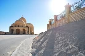 Egipto Ras Ghareb  Monasterio de Anba Paula (Monasterio de San Pablo el Anchorita) Monasterio de Anba Paula (Monasterio de San Pablo el Anchorita) Ras Ghareb - Ras Ghareb  - Egipto