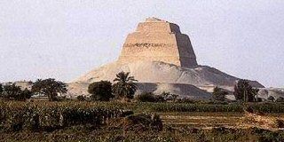 Egipto Meidum Pirámide de Meidum Pirámide de Meidum Beni-Suef - Meidum - Egipto