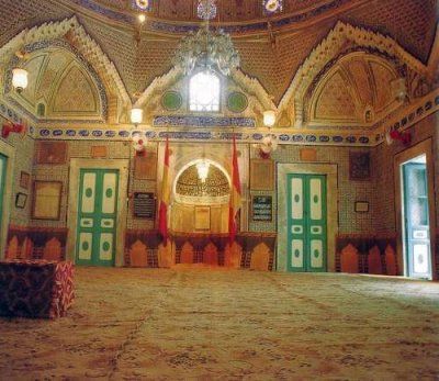 Tunez Jarbah Hawmatas Suq  Mezquita de los Extranjeros Mezquita de los Extranjeros Madaniyin - Jarbah Hawmatas Suq  - Tunez