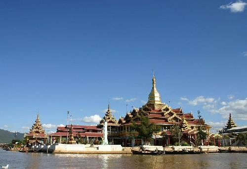 Myanmar Inle Lake Pagoda of Phaung-Daw U Pagoda of Phaung-Daw U Myanmar - Inle Lake - Myanmar