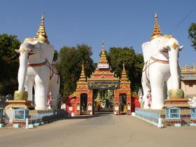 Birmania Monywa  Pagoda Thanboddhay Pagoda Thanboddhay Sagaing - Monywa  - Birmania