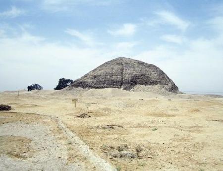 Pirámide de Hawara