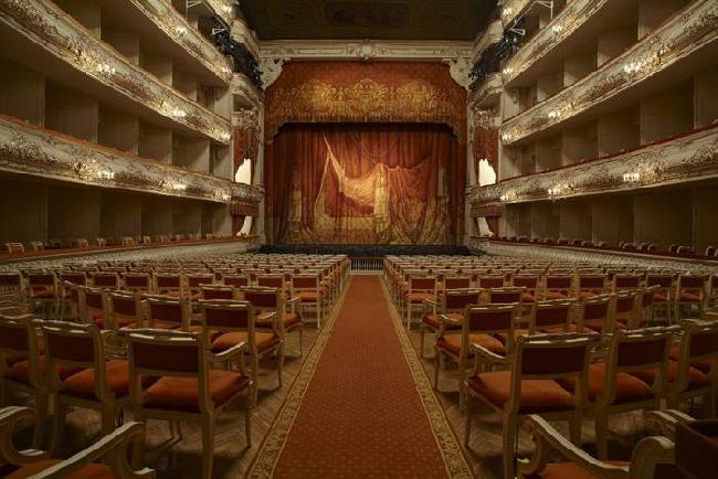 Rusia San Petersburgo Teatro de la Ópera y Ballet Musorgsky Teatro de la Ópera y Ballet Musorgsky San Petersburgo - San Petersburgo - Rusia