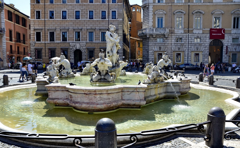 Italia Roma Fontana del Moro Fontana del Moro Fontana del Moro - Roma - Italia