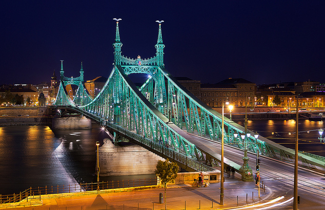 Hungría Budapest  Puente de la Libertad Puente de la Libertad Hungría - Budapest  - Hungría