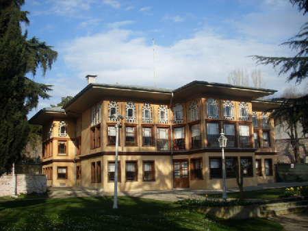 Aynali Kavak Palace