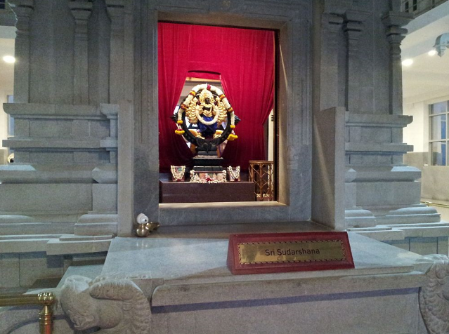 India Bangalore  Templo de ISKCON Templo de ISKCON Karnataka - Bangalore  - India