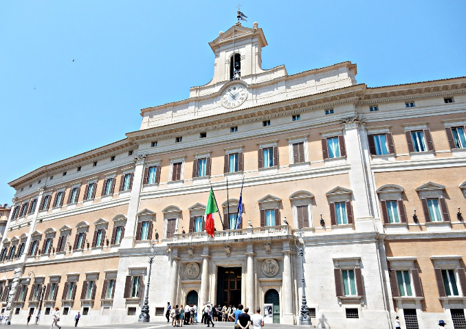 Italia Roma Palacio de Montecitorio Palacio de Montecitorio Palacio de Montecitorio - Roma - Italia