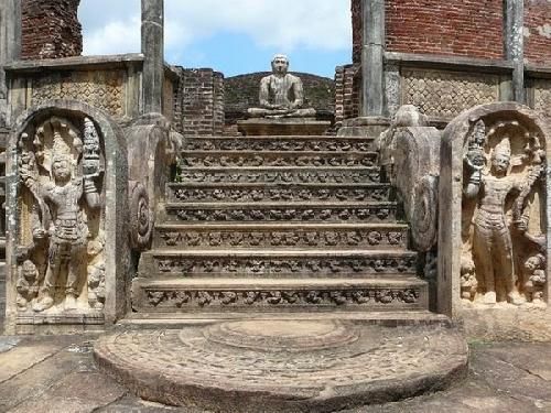 Sri Lanka Polonnaruwa Complejo del Cuadrilátero Complejo del Cuadrilátero Polonnaruwa - Polonnaruwa - Sri Lanka