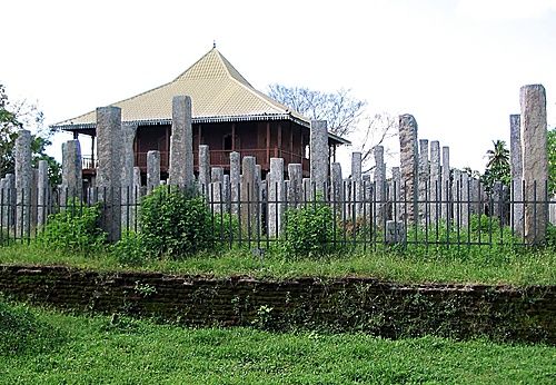 Sri Lanka Anuradhapura  Palacio de Bronce Palacio de Bronce Sri Lanka - Anuradhapura  - Sri Lanka