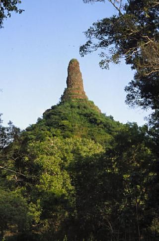 Sri Lanka Anuradhapura  Dagoba Abhayagiri Dagoba Abhayagiri Sri Lanka - Anuradhapura  - Sri Lanka
