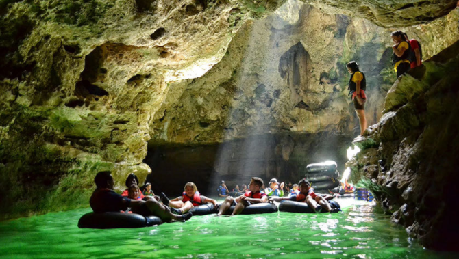 Indonesia Yogyakarta  Cueva Pindul Cueva Pindul Indonesia - Yogyakarta  - Indonesia