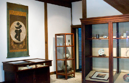 Japanese Folk Crafts Museum