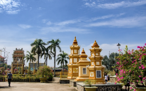 Vietnam Delta del Mekong Templo Vĩnh Tràng Templo Vĩnh Tràng Vietnam - Delta del Mekong - Vietnam