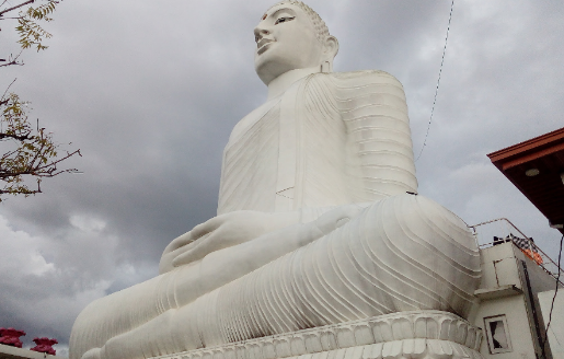 Sri Lanka Kandy  Estatua de Buda Bahirawakanda Vihara Estatua de Buda Bahirawakanda Vihara Maha Nuwara - Kandy  - Sri Lanka