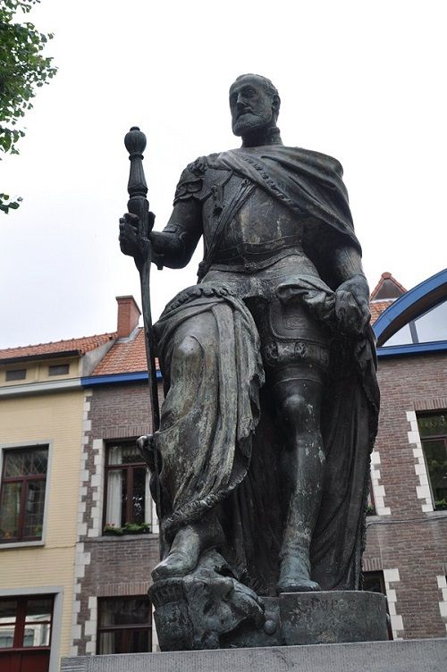 Bélgica Ghent  Estatua de Carlos V Estatua de Carlos V Ghent - Ghent  - Bélgica