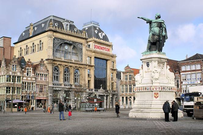 Bélgica Ghent  mercado de los viernes mercado de los viernes Ghent - Ghent  - Bélgica