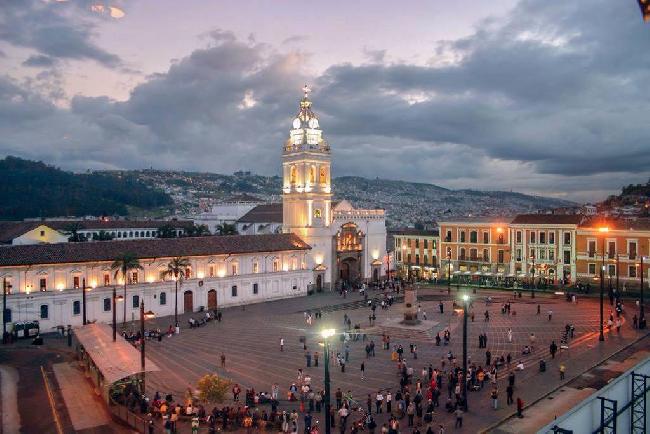 Ecuador Quito Plaza de Santo Domingo Plaza de Santo Domingo Plaza de Santo Domingo - Quito - Ecuador