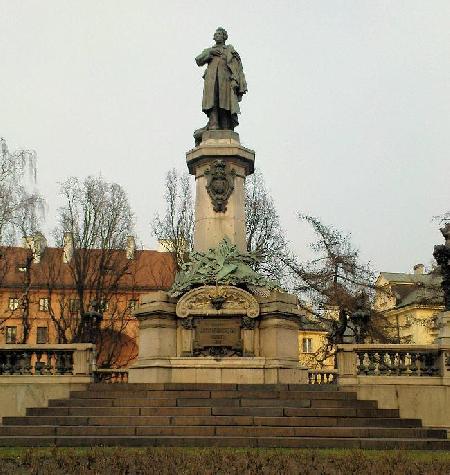 Monumento a Adam Mickewicz