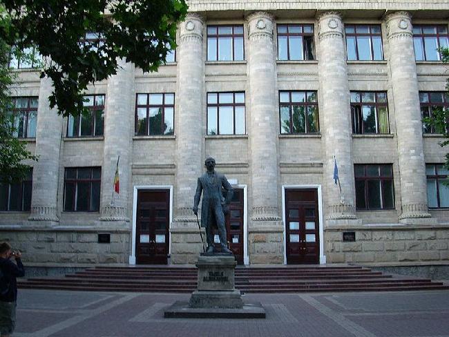 Moldavia Chisinau  Biblioteca Nacional Biblioteca Nacional El Mundo - Chisinau  - Moldavia
