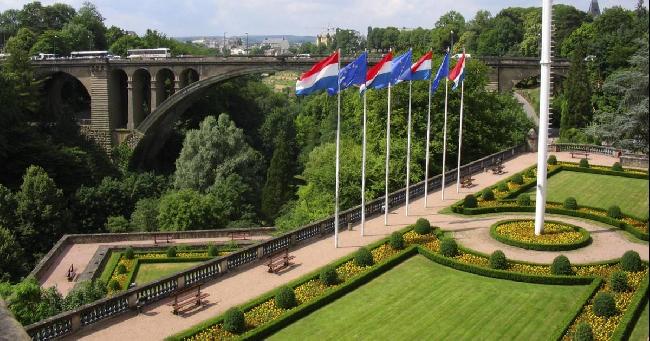 Luxembourg Luxemburg Place de la Constitution Place de la Constitution Luxemburg - Luxemburg - Luxembourg