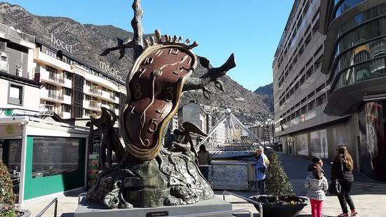 Andorra Andorra La Vella Monumento a la nobleza del tiempo Monumento a la nobleza del tiempo Monumento a la nobleza del tiempo - Andorra La Vella - Andorra