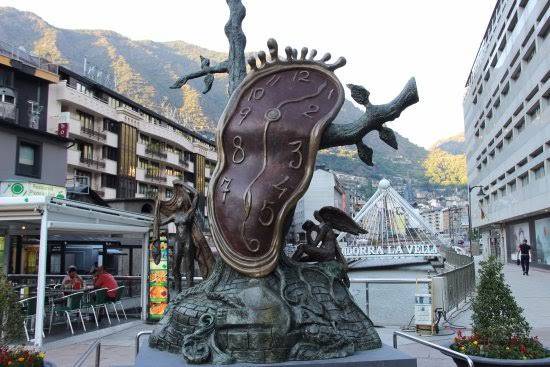 Andorra Andorra La Vella Monumento a la nobleza del tiempo Monumento a la nobleza del tiempo Monumento a la nobleza del tiempo - Andorra La Vella - Andorra