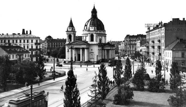 Polonia Varsovia Plaza de la Tres Cruces Plaza de la Tres Cruces Varsovia - Varsovia - Polonia