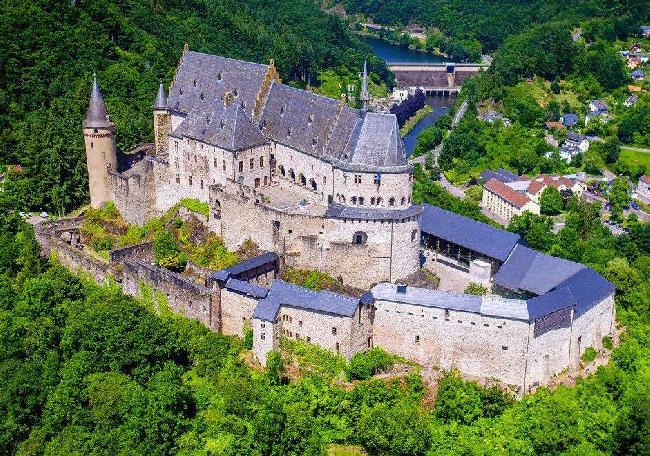 Luxembourg Luxemburg Vianden Castle Vianden Castle Luxemburg - Luxemburg - Luxembourg