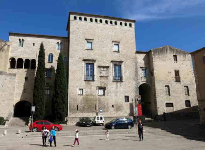 España Girona Palau Episcopal Palau Episcopal Girona - Girona - España