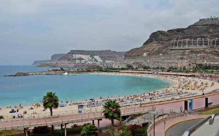 Playa de los Amadores