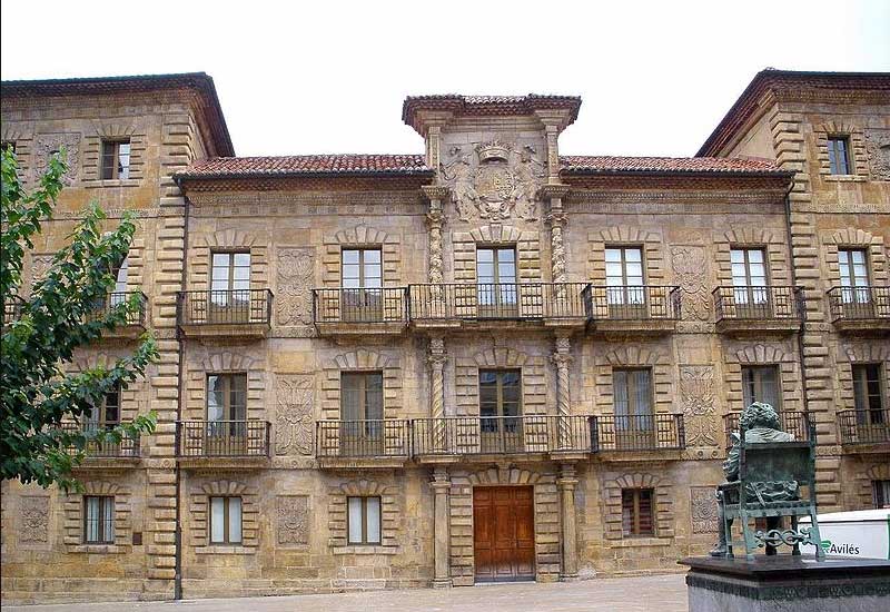 España Oviedo Palacio de los Marqueses de Camposagrado Palacio de los Marqueses de Camposagrado Oviedo - Oviedo - España