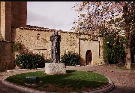 Estatua de Don Miguel de Unamuno