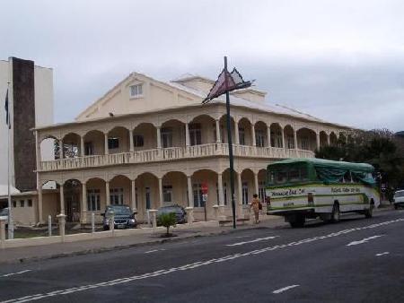 Hoteles cerca de Victoria Parade  Suva