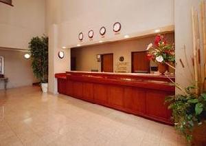 Comfort Suites North